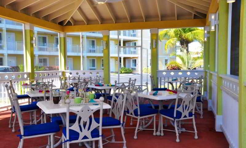 Sunshine Suites Resort West Bay Екстериор снимка